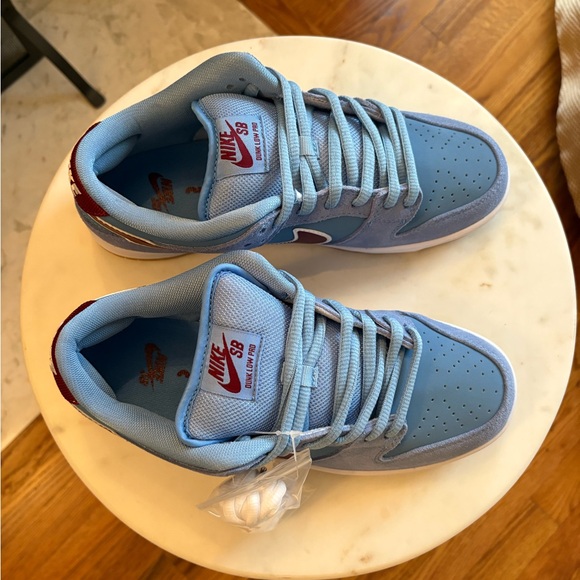 Nike SB Dunk Low Pro in Light Blue and Maroon NEW - Picture 4 of 8
